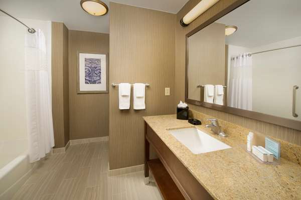  - Hampton Inn Market Square San Antonio - I-10 & I-35, Exit 155B
