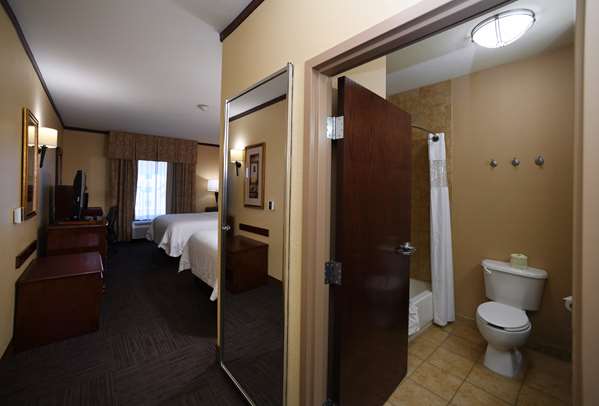  - Hampton Inn Seguin - I-10, Exit 610