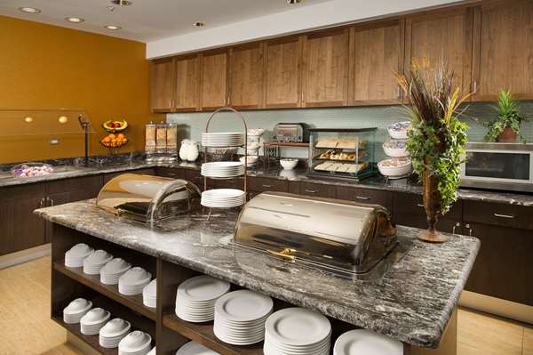 Amenities - Homewood Suites by Hilton SeaWorld San Antonio