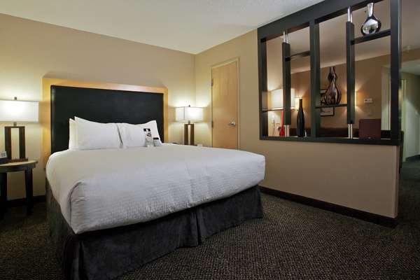  - DoubleTree by Hilton Airport Savannah - I-95, Exit 104