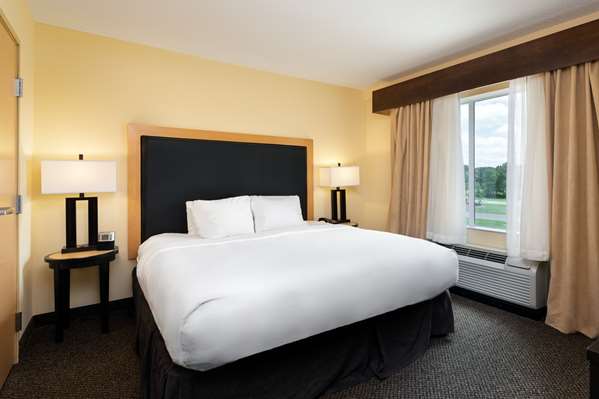  - DoubleTree by Hilton Airport Savannah - I-95, Exit 104