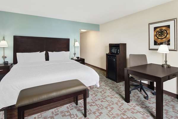  - Hampton Inn & Suites Airport Savannah - I-95, Exit 104