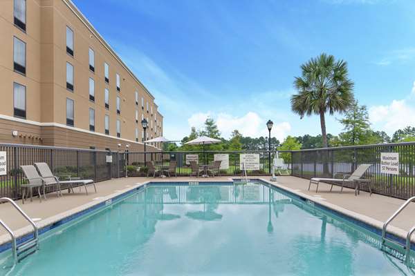 Pool - Hampton Inn & Suites Airport Savannah - I-95, Exit 104
