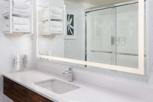  - Hampton Inn Historic District Savannah - I-16, Exit 167