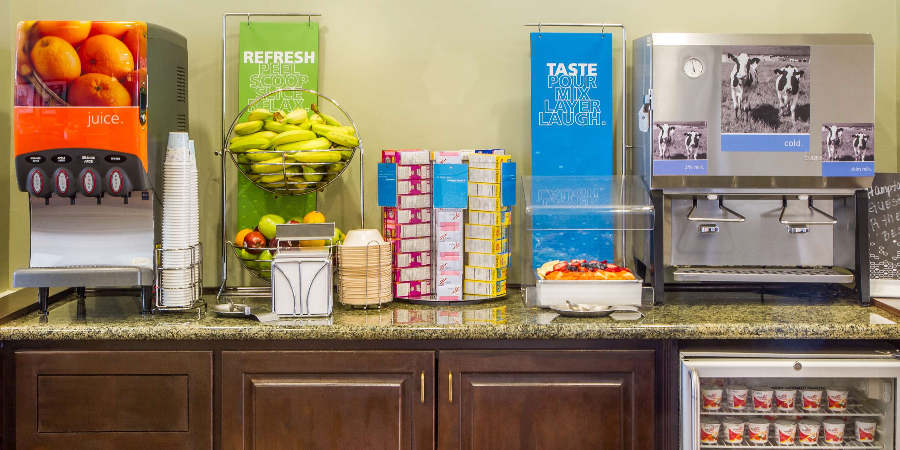 Restaurant | Hampton Inn & Suites Savannah Historic District