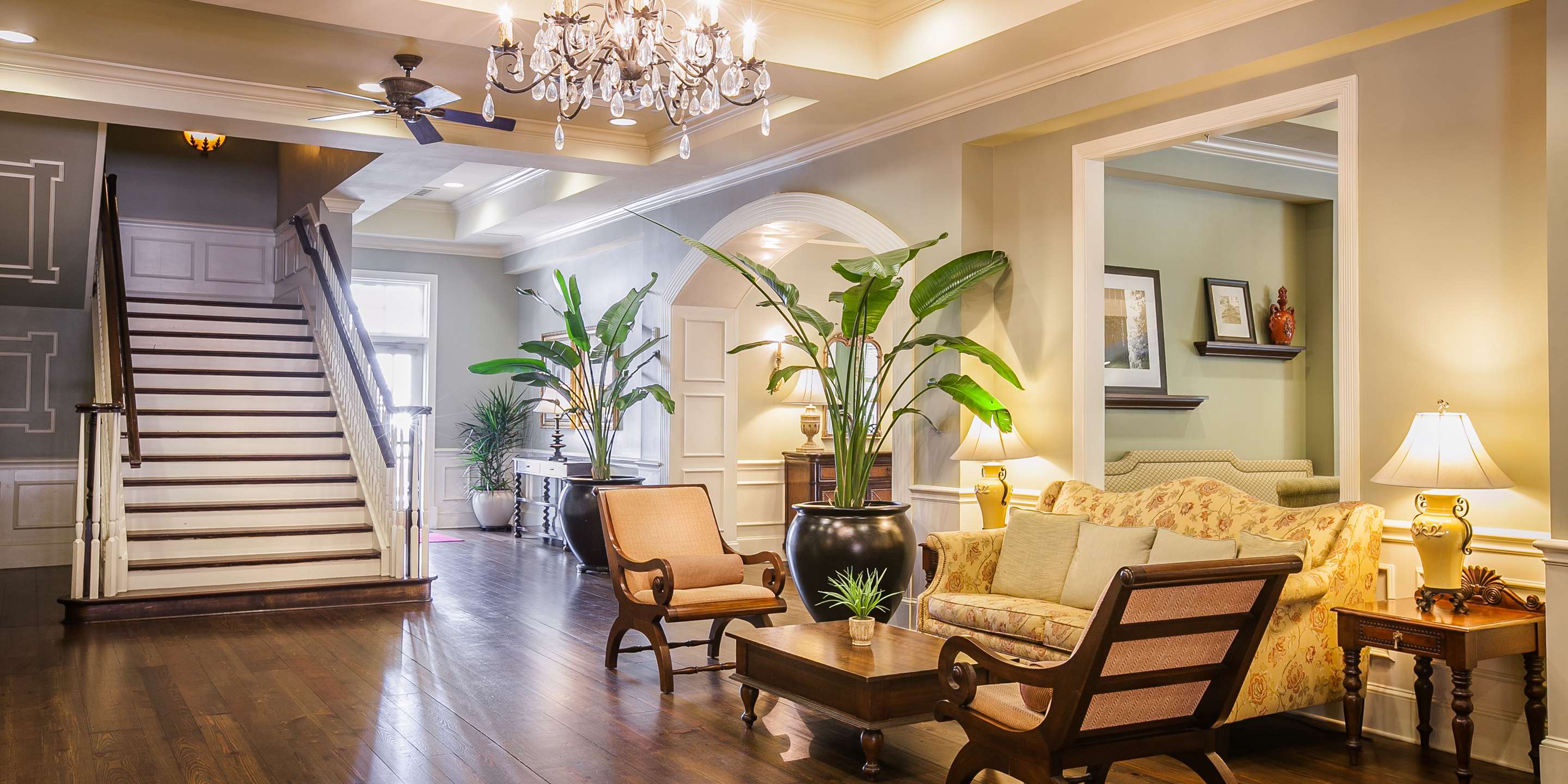 Reception | Hampton Inn & Suites Savannah Historic District