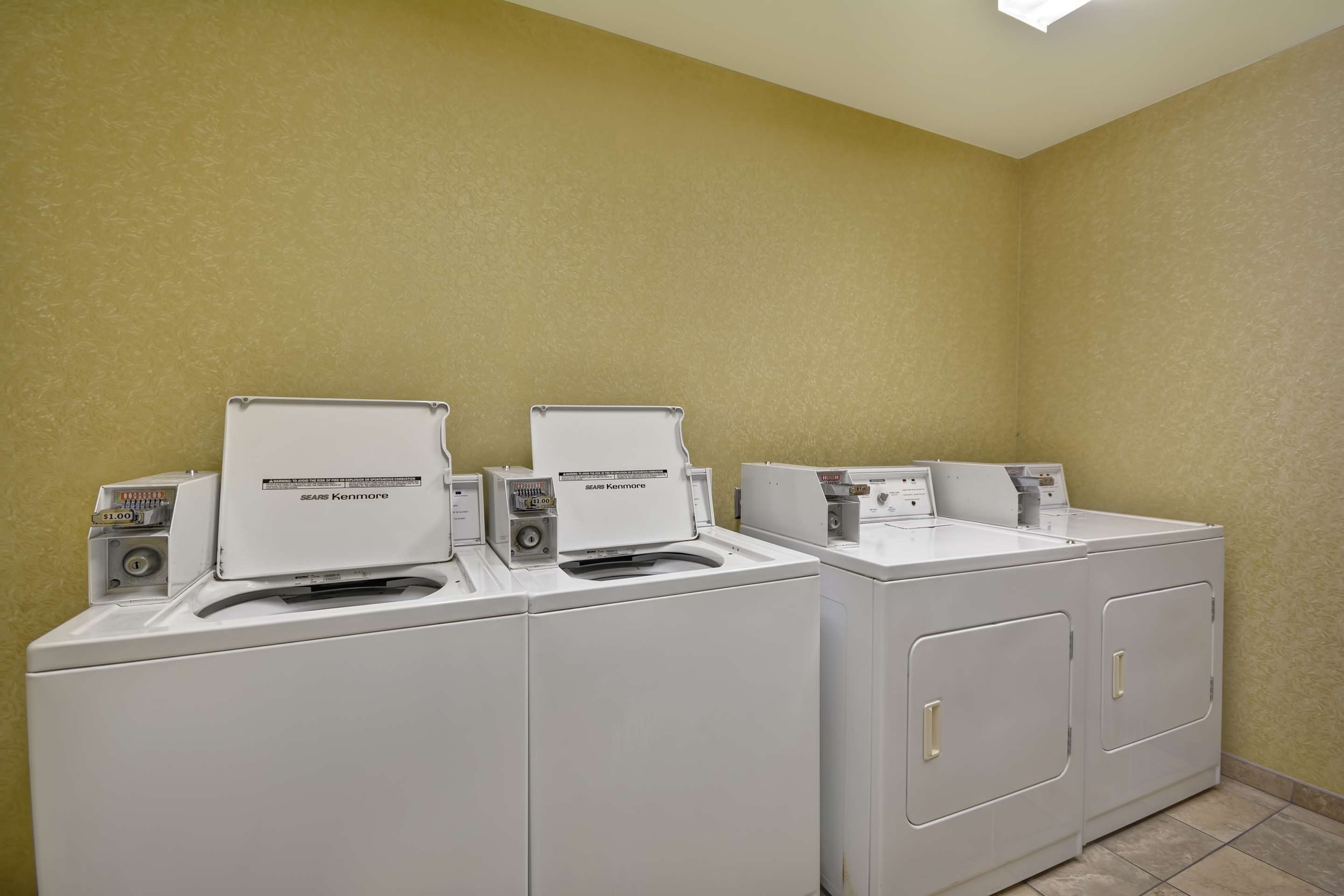 Property amenity | Hampton Inn & Suites Savannah Historic District