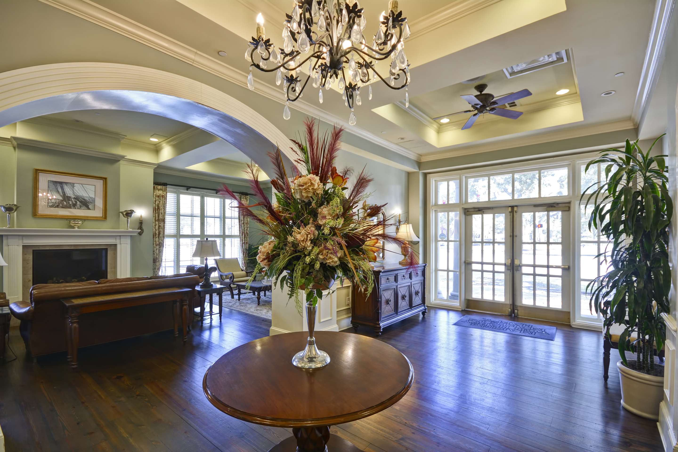 Lobby | Hampton Inn & Suites Savannah Historic District