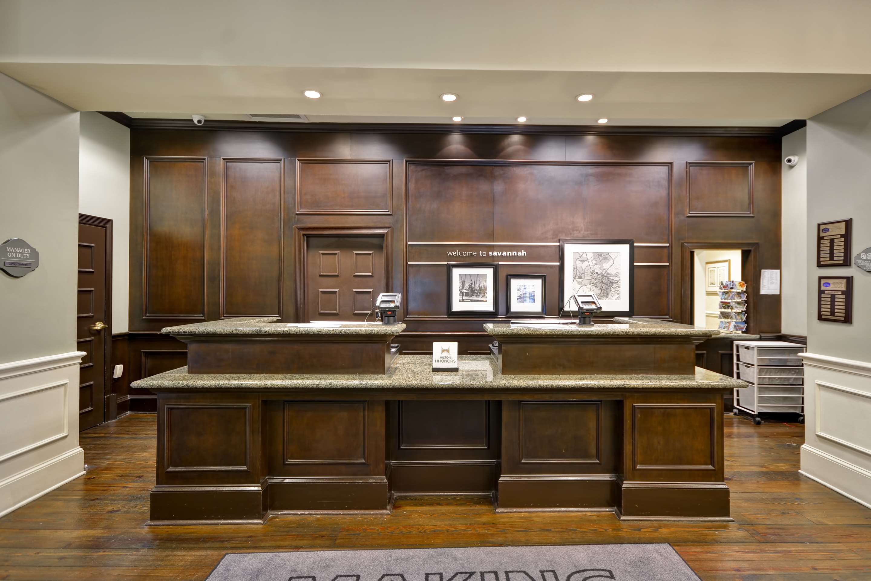 Reception | Hampton Inn & Suites Savannah Historic District