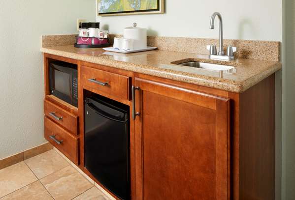  - Hampton Inn & Suites Midtown Savannah