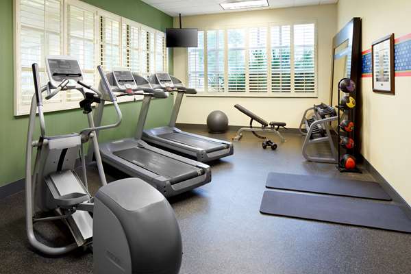Fitness/ Exercise Room - Hampton Inn & Suites Midtown Savannah