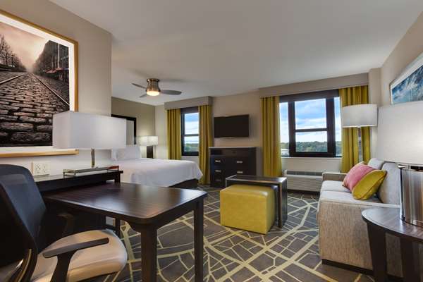  - Homewood Suites by Hilton Historic District Savannah
