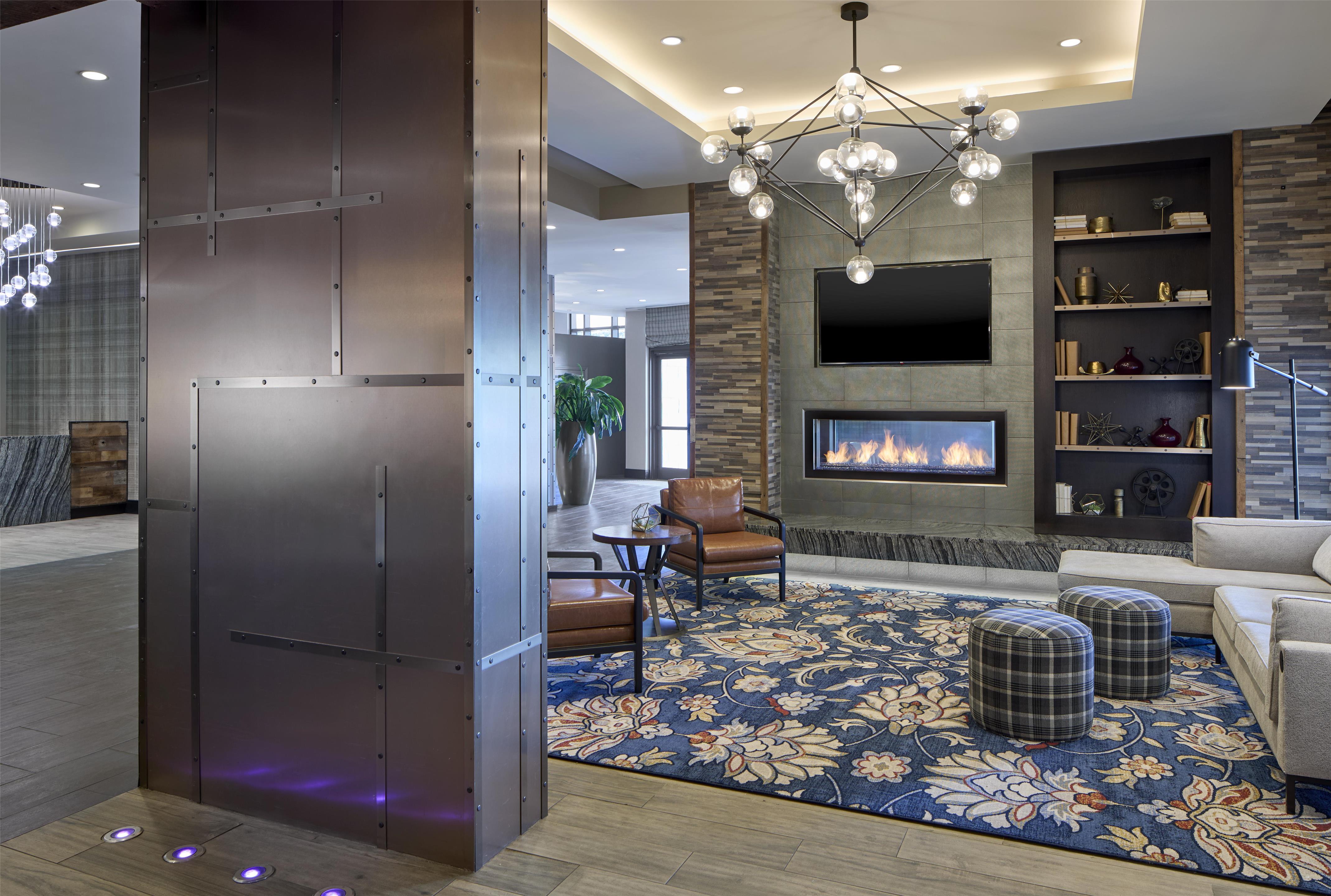 Lobby | Homewood Suites by Hilton Savannah Historic Dist/Riverfront