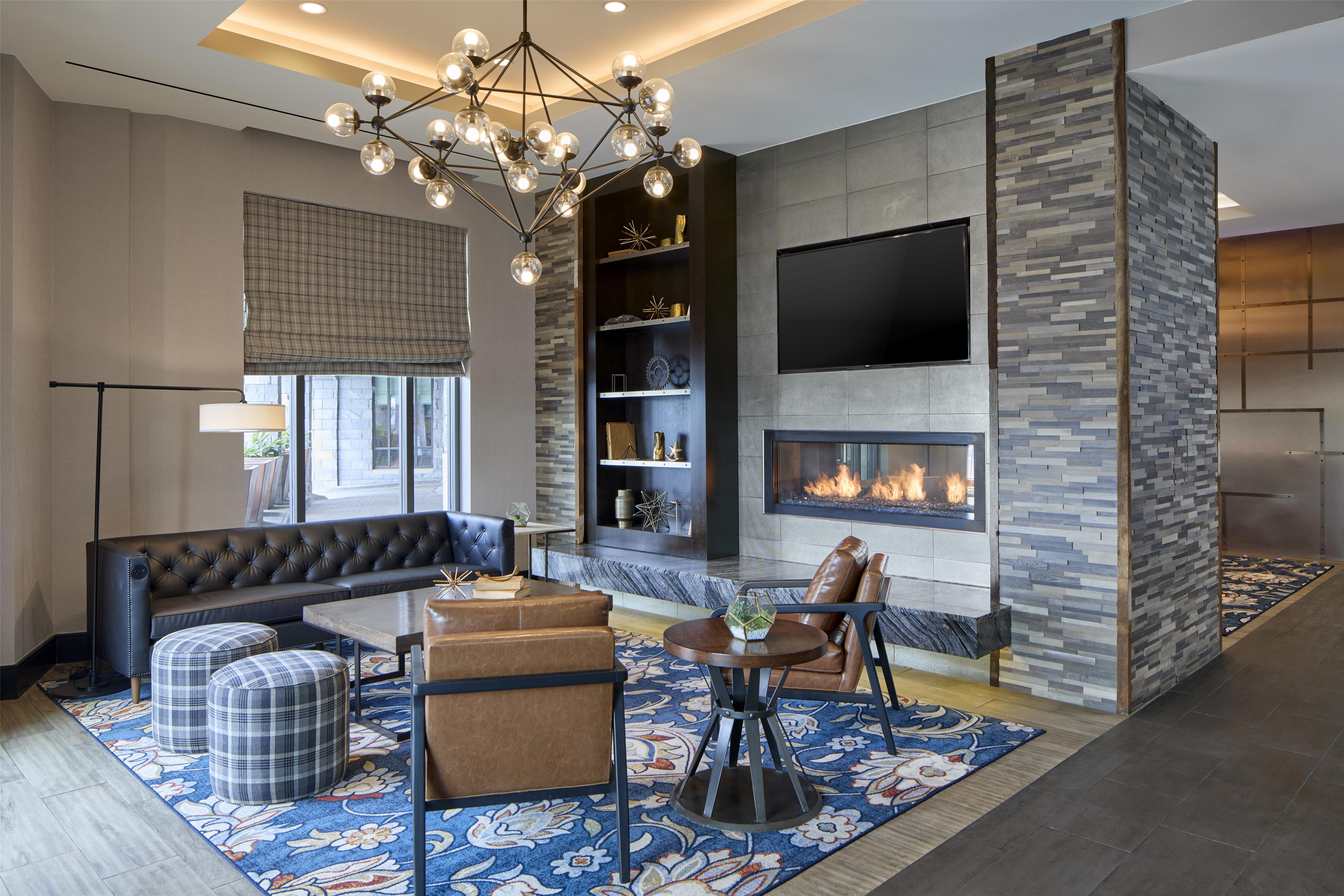 Lobby | Homewood Suites by Hilton Savannah Historic Dist/Riverfront