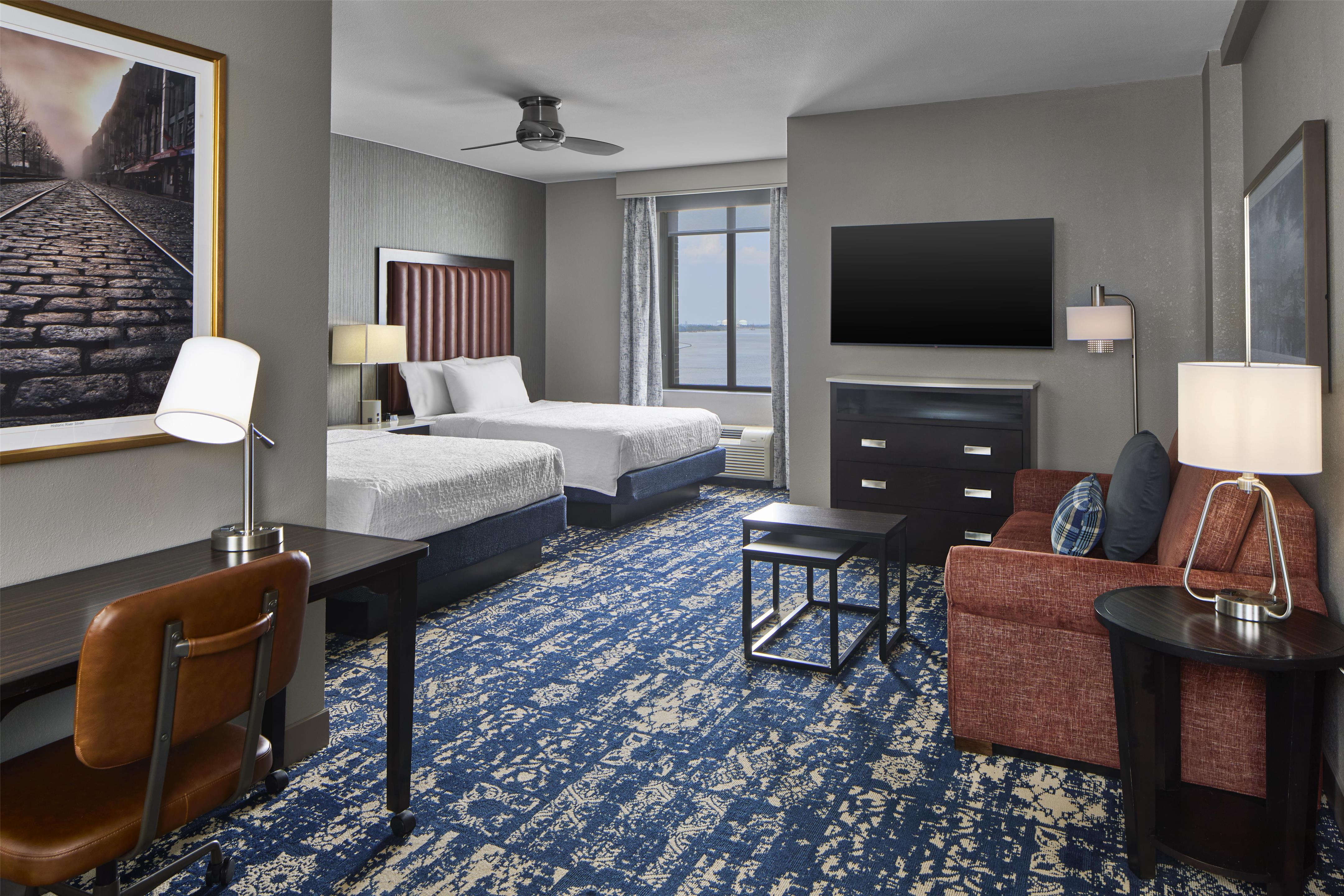 Guest room
