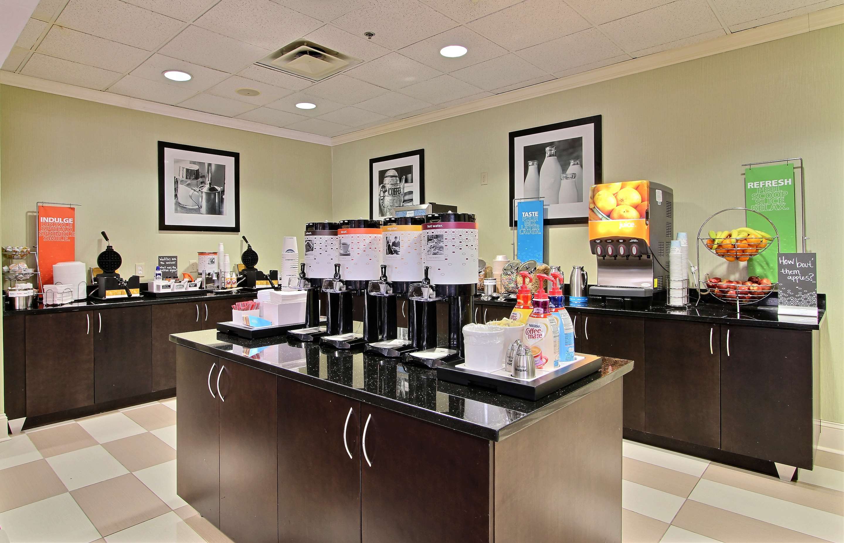 Restaurant | Hampton Inn Savannah-I-95/Richmond Hill