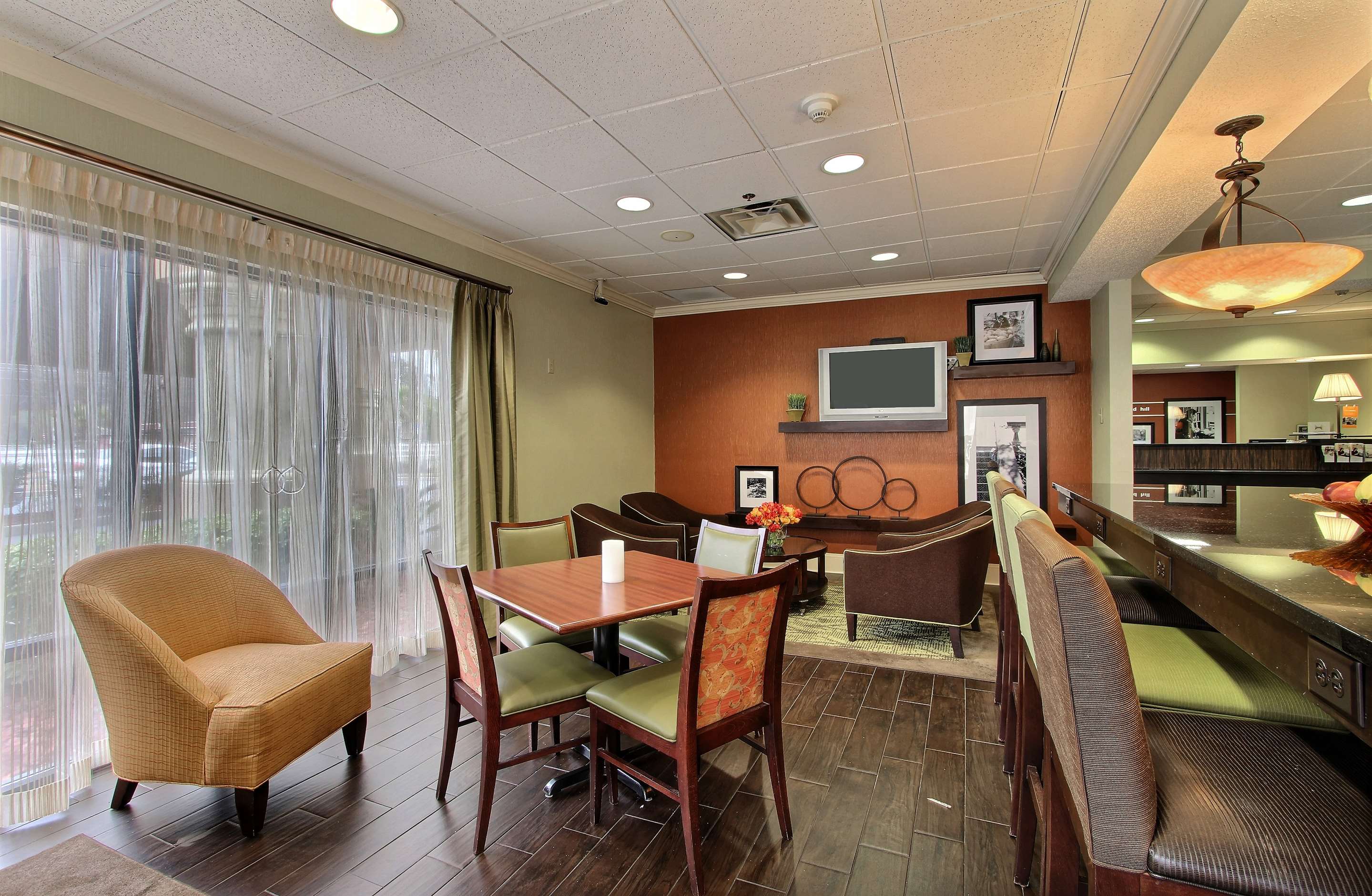 Restaurant | Hampton Inn Savannah-I-95/Richmond Hill