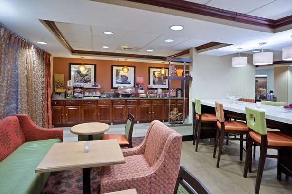 Restaurant - Hampton Inn Sturbridge - I-84, Exit 6
