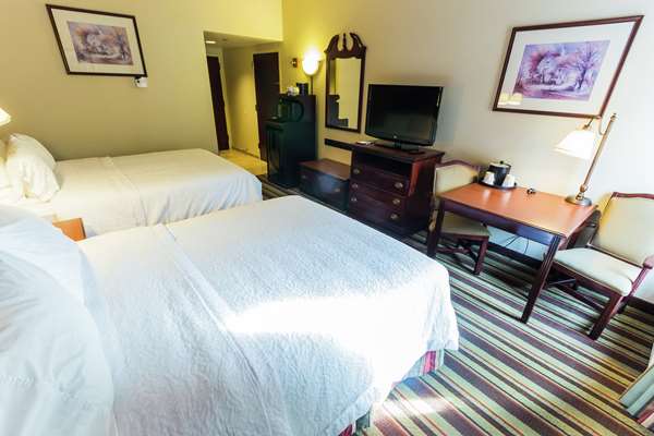  - Hampton Inn Sturbridge - I-84, Exit 6