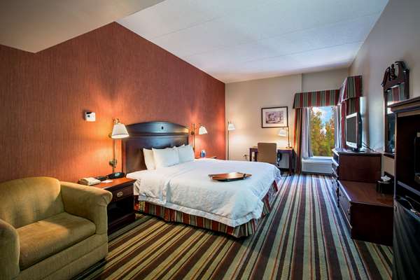  - Hampton Inn Sturbridge - I-84, Exit 6