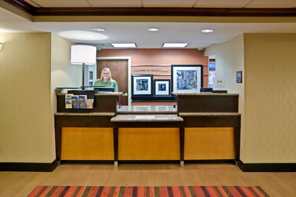  - Hampton Inn Sturbridge - I-84, Exit 6
