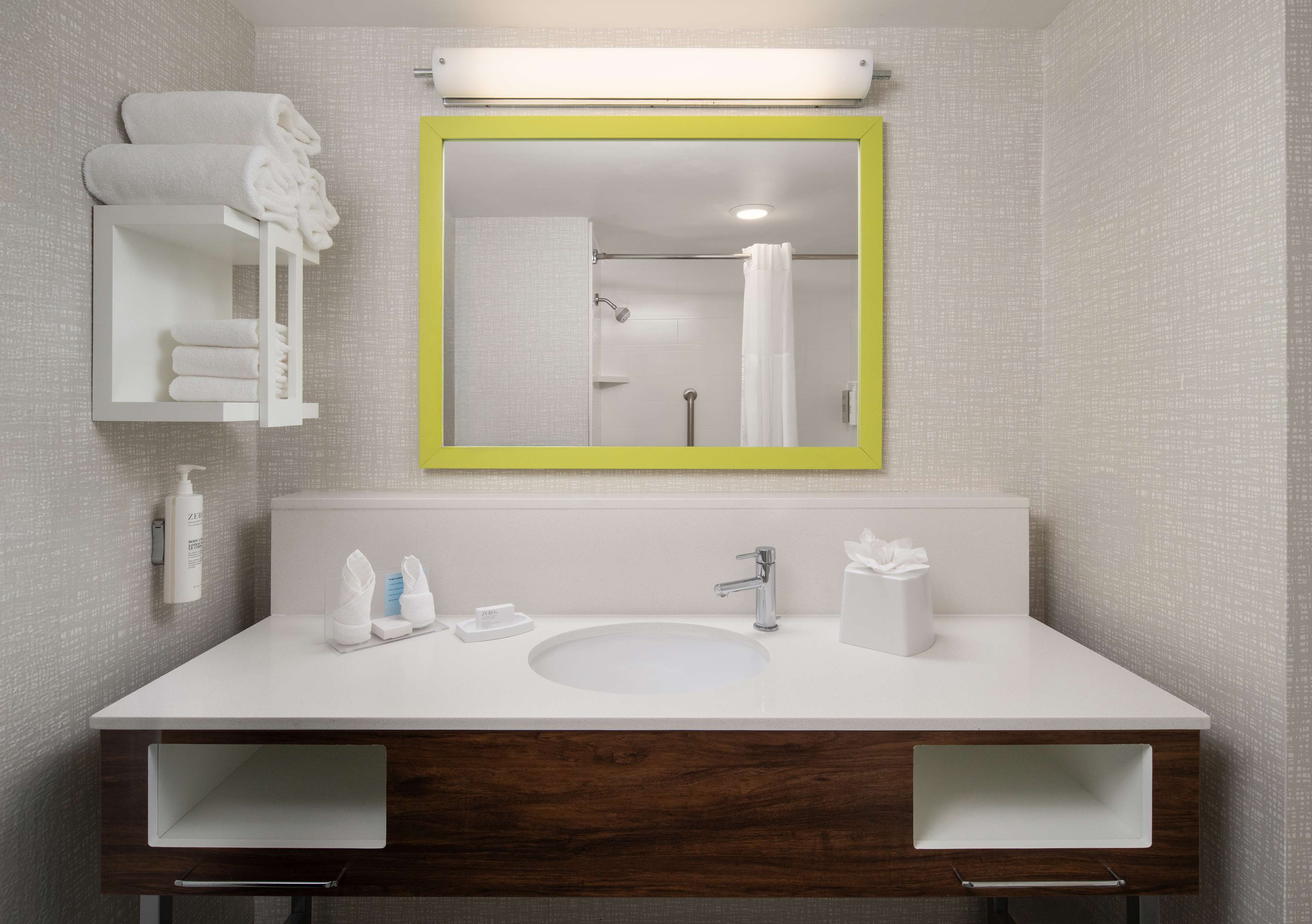 Hampton Inn by Hilton Sturbridge Room Type - 2 QUEEN BED ROOM