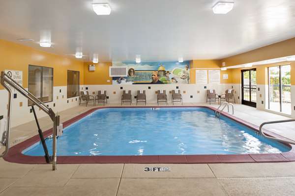 Pool - Hampton Inn & Suites South Bend