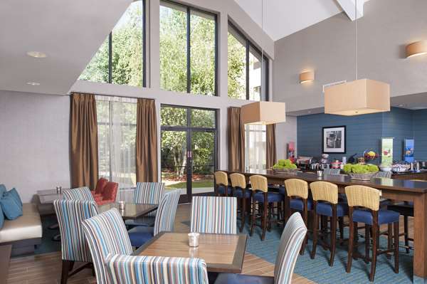 Amenities - Hampton Inn & Suites South Bend