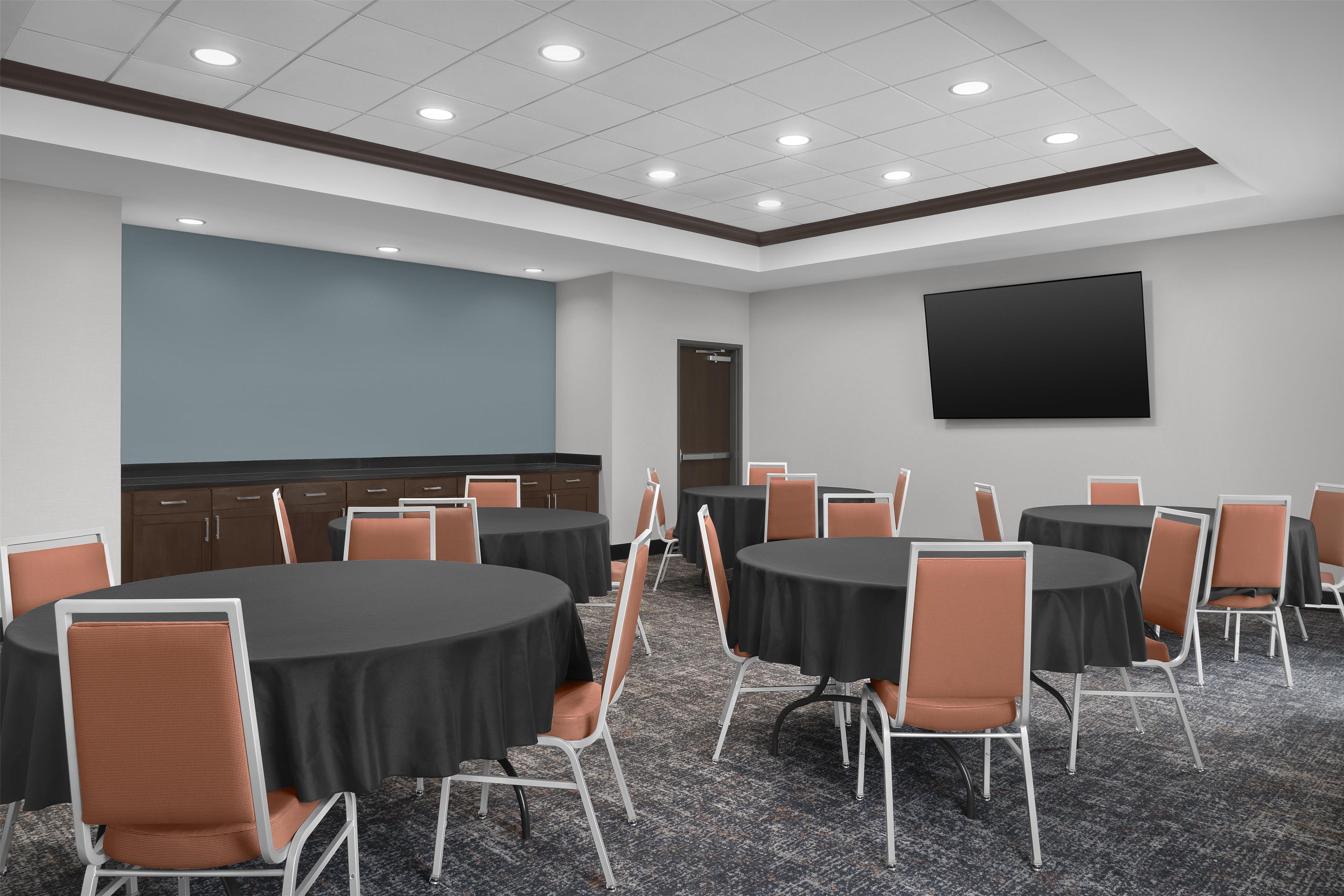 Meeting Room | Hampton Inn & Suites Mishawaka/South Bend at Heritage Square