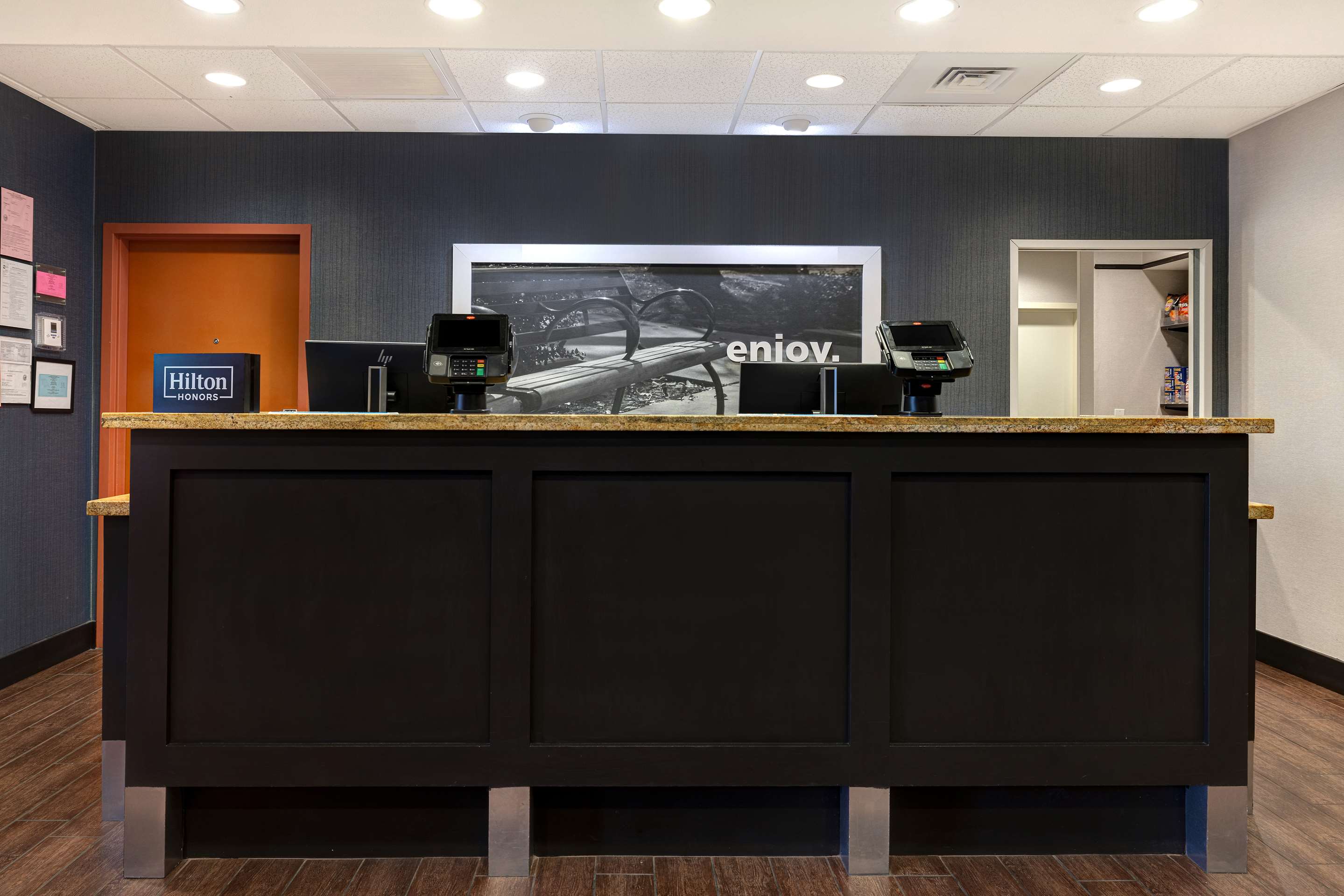 Reception | Hampton Inn & Suites San Luis Obispo