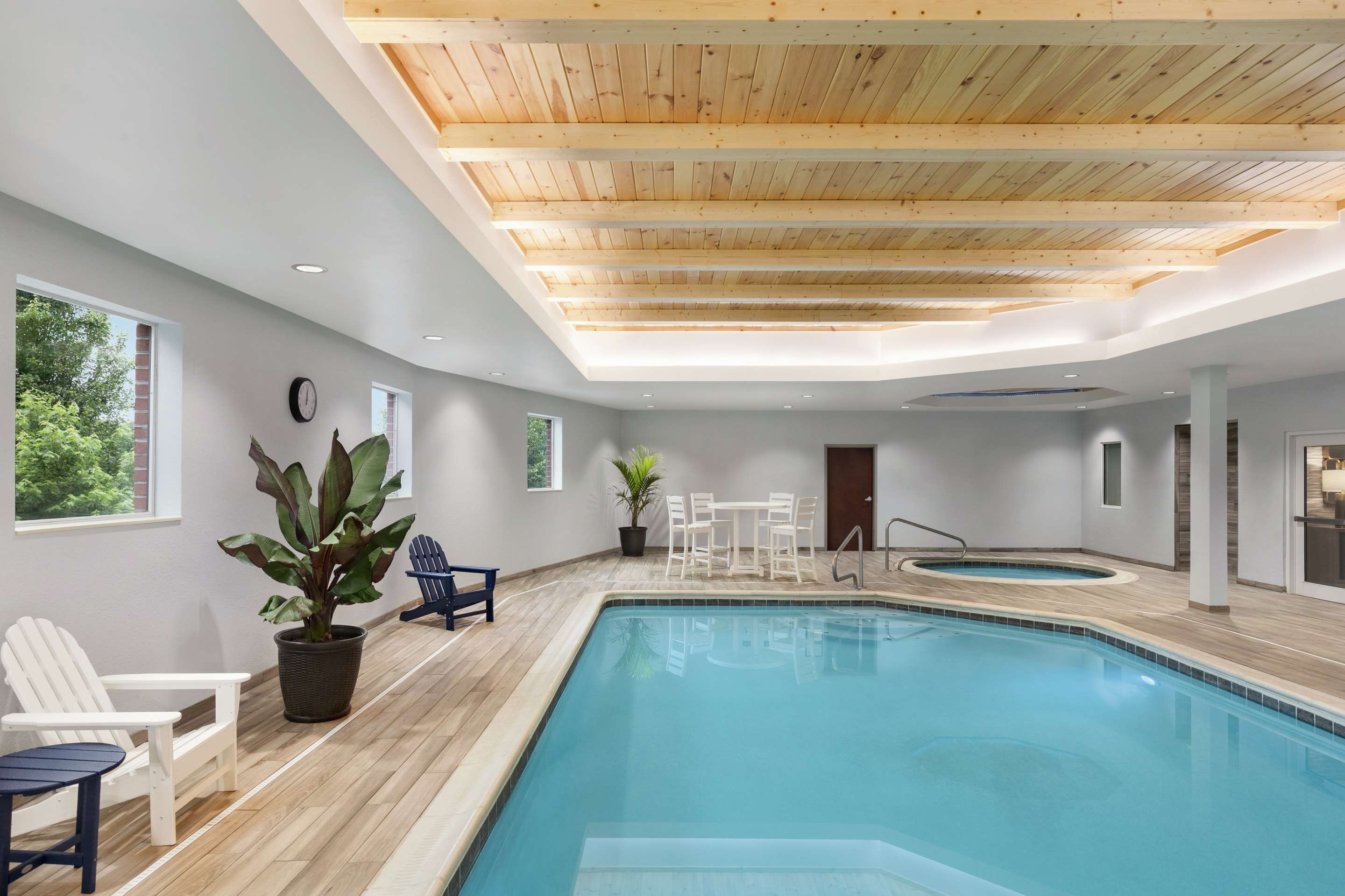 Pool | Hampton Inn & Suites Salisbury/Fruitland