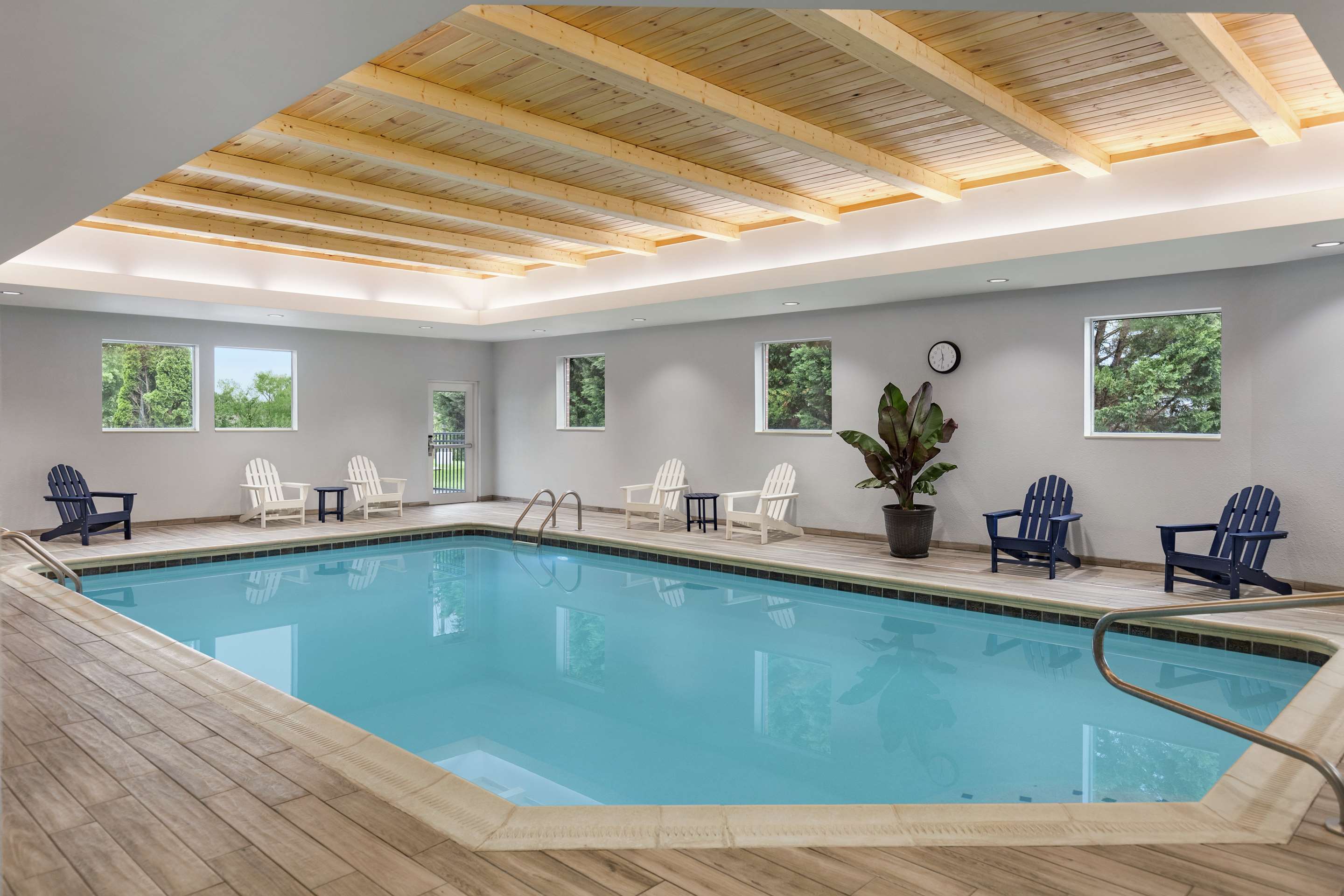 Pool | Hampton Inn & Suites Salisbury/Fruitland