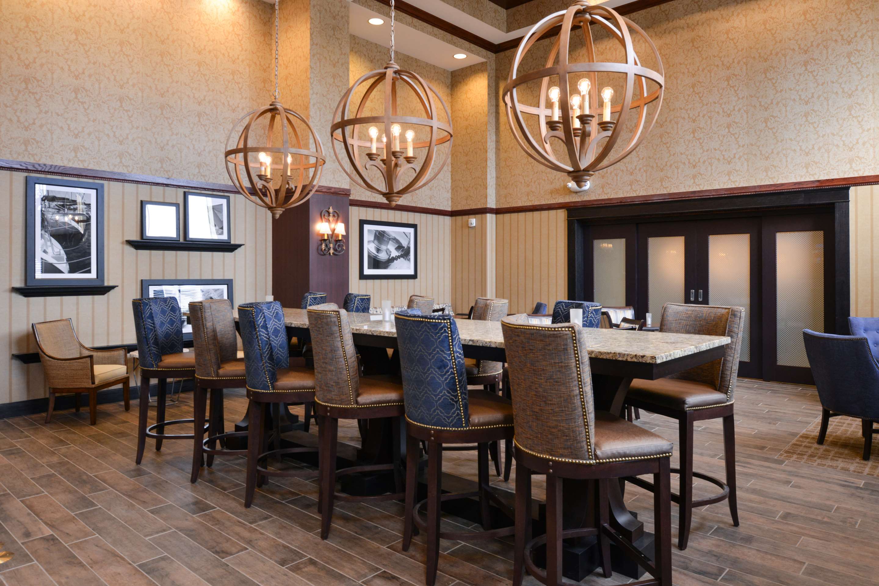 Restaurant | Hampton Inn & Suites Salisbury/Fruitland