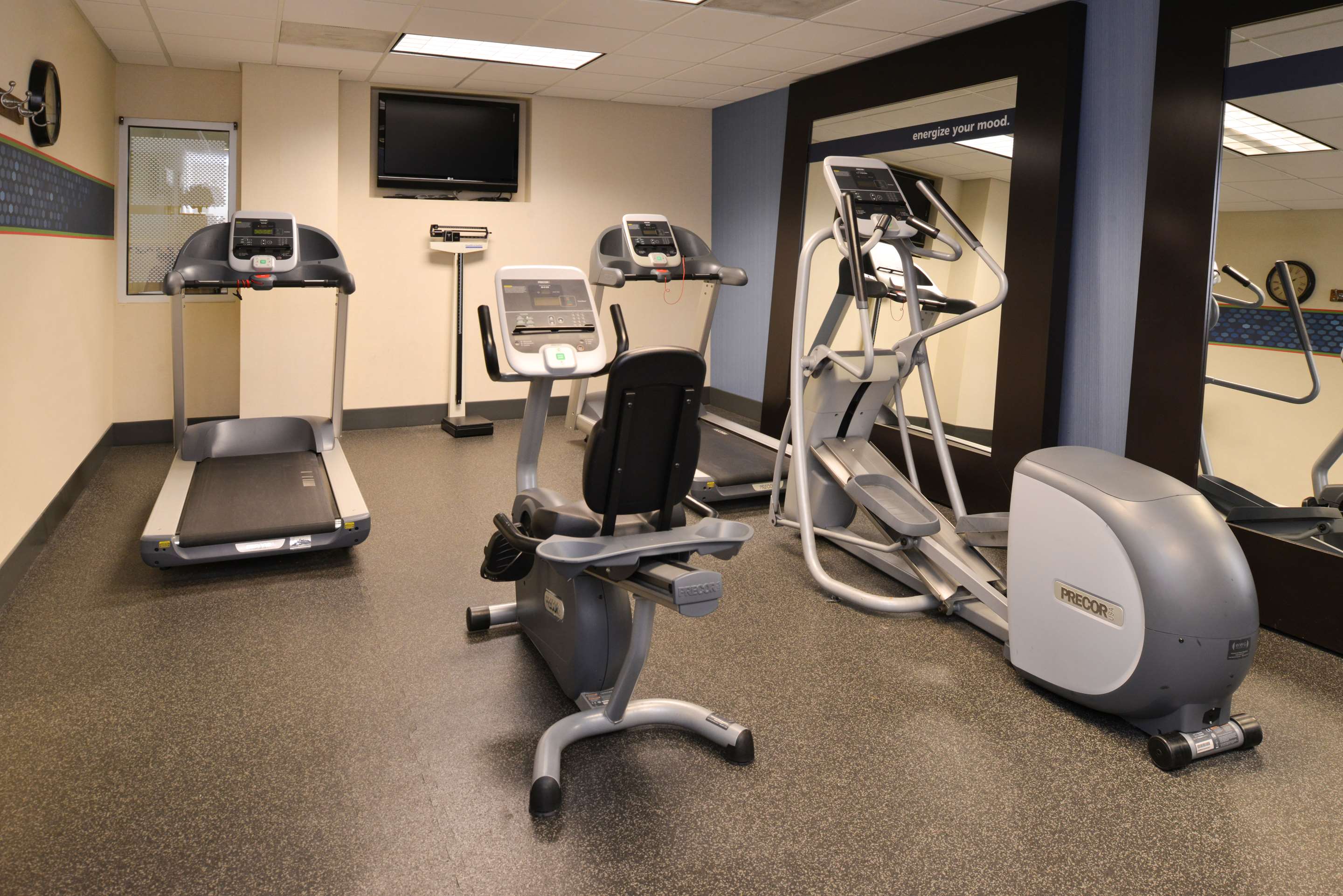 Health club fitness center gym | Hampton Inn & Suites Salisbury/Fruitland