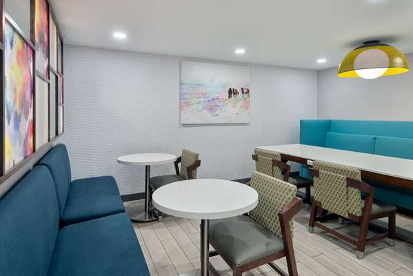 Amenities - Hampton Inn Salisbury