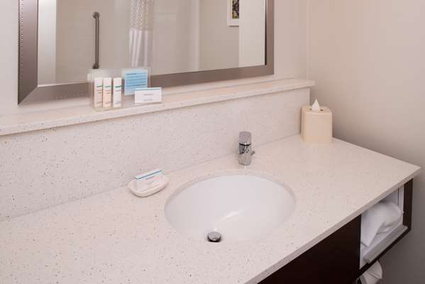  - Hampton Inn & Suites Schertz - I-35, Exit 175