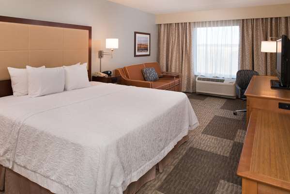  - Hampton Inn & Suites Schertz - I-35, Exit 175