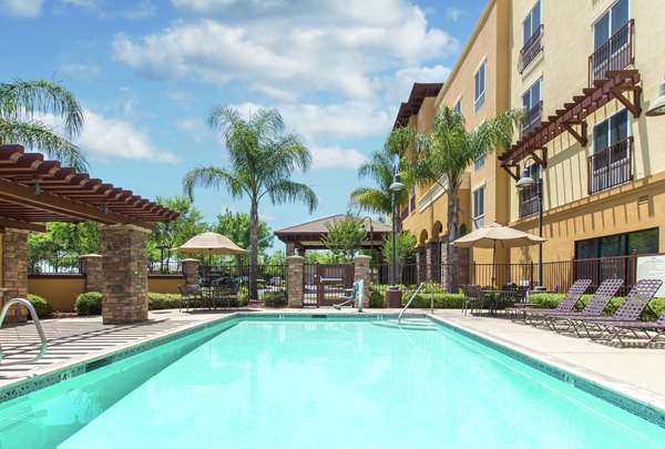 Pool - Hampton Inn & Suites Lodi