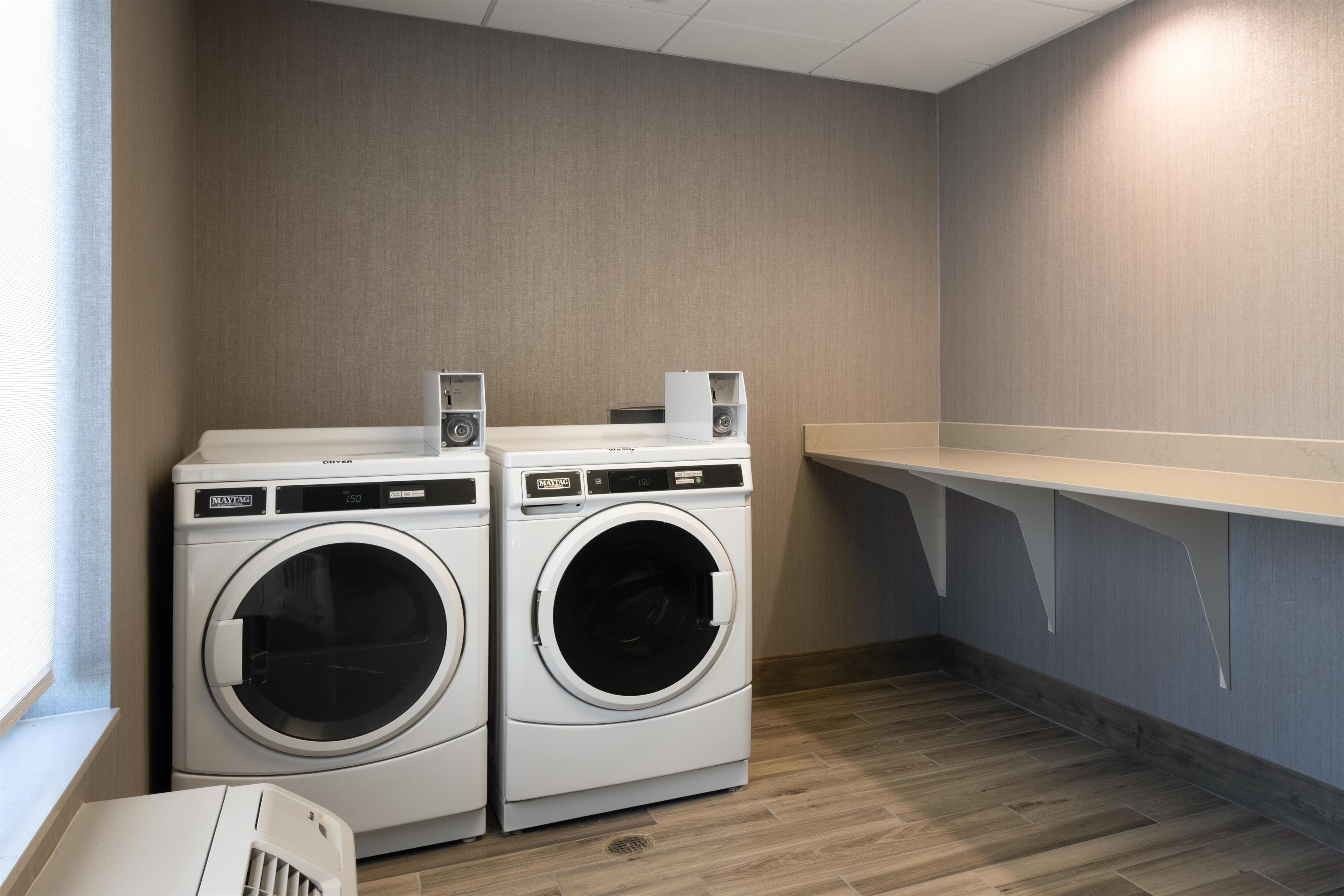 Laundry | Hampton Inn & Suites Manteca