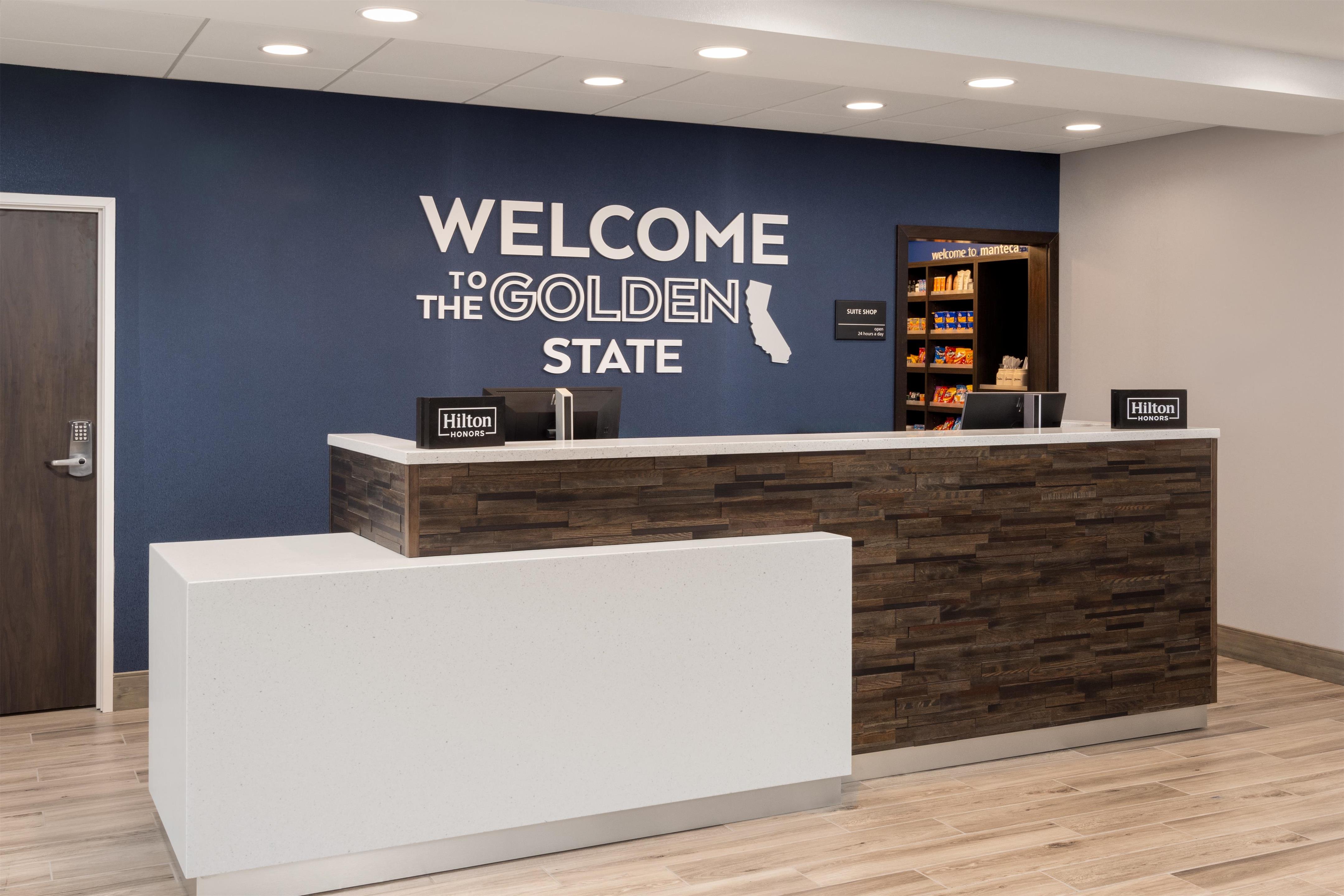 Reception | Hampton Inn & Suites Manteca