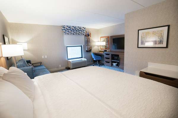  - Hampton Inn Clarks Summit - I-81, Exit 194