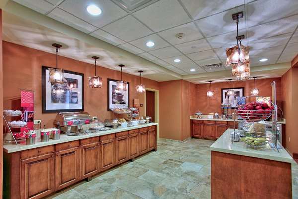 Amenities - Hampton Inn & Suites Riverwalk Hotel Scottsdale