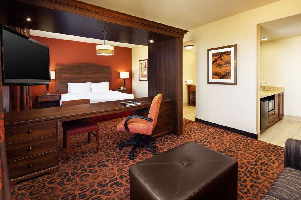 Hampton Inn & Suites Scottsdale Riverwalk Room Type - 1KN MOB HEA ACC RIS STU NS