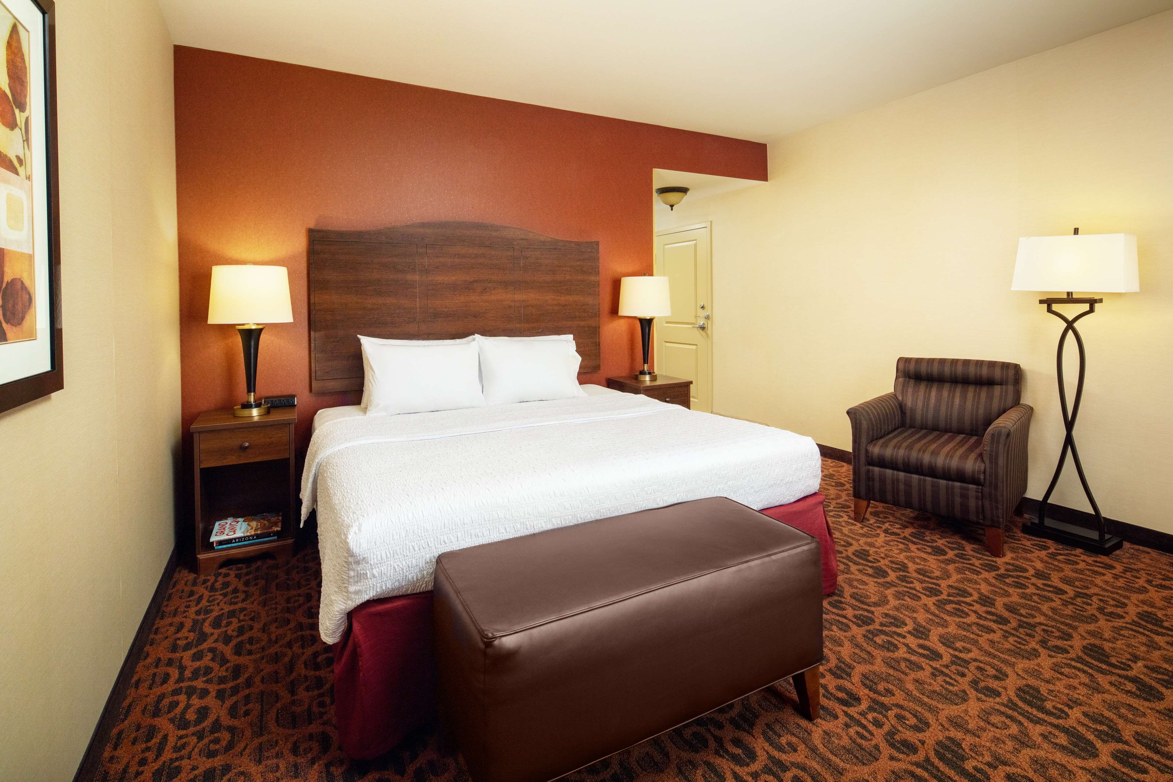 Hampton Inn & Suites Scottsdale Riverwalk Room Type - 1KG MOB HEAR ACC RI-SHW NS