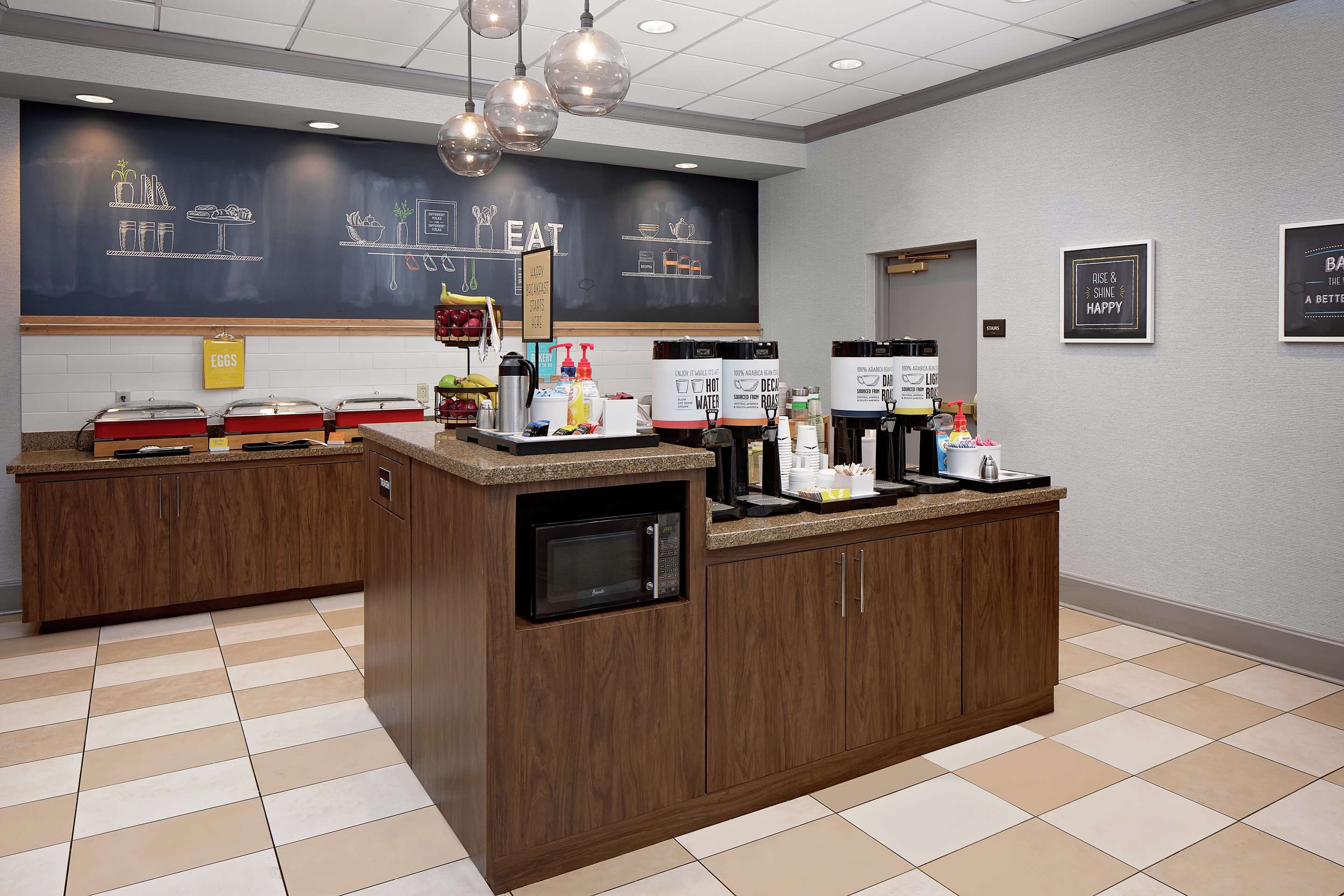 Restaurant | Hampton Inn Louisville Downtown
