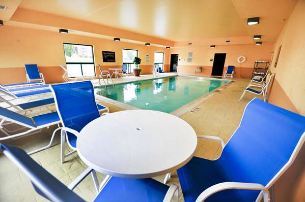 Pool - Hampton Inn & Suites Jeffersontown - I-64, Exit 17