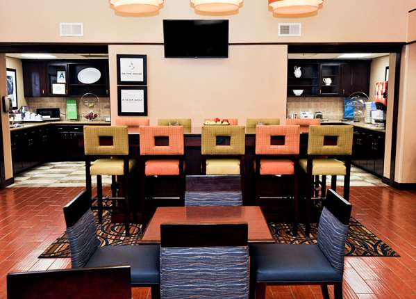 Restaurant - Hampton Inn & Suites Jeffersontown - I-64, Exit 17