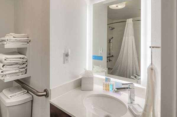  - Hampton Inn Louisville - I-265, Exit 32