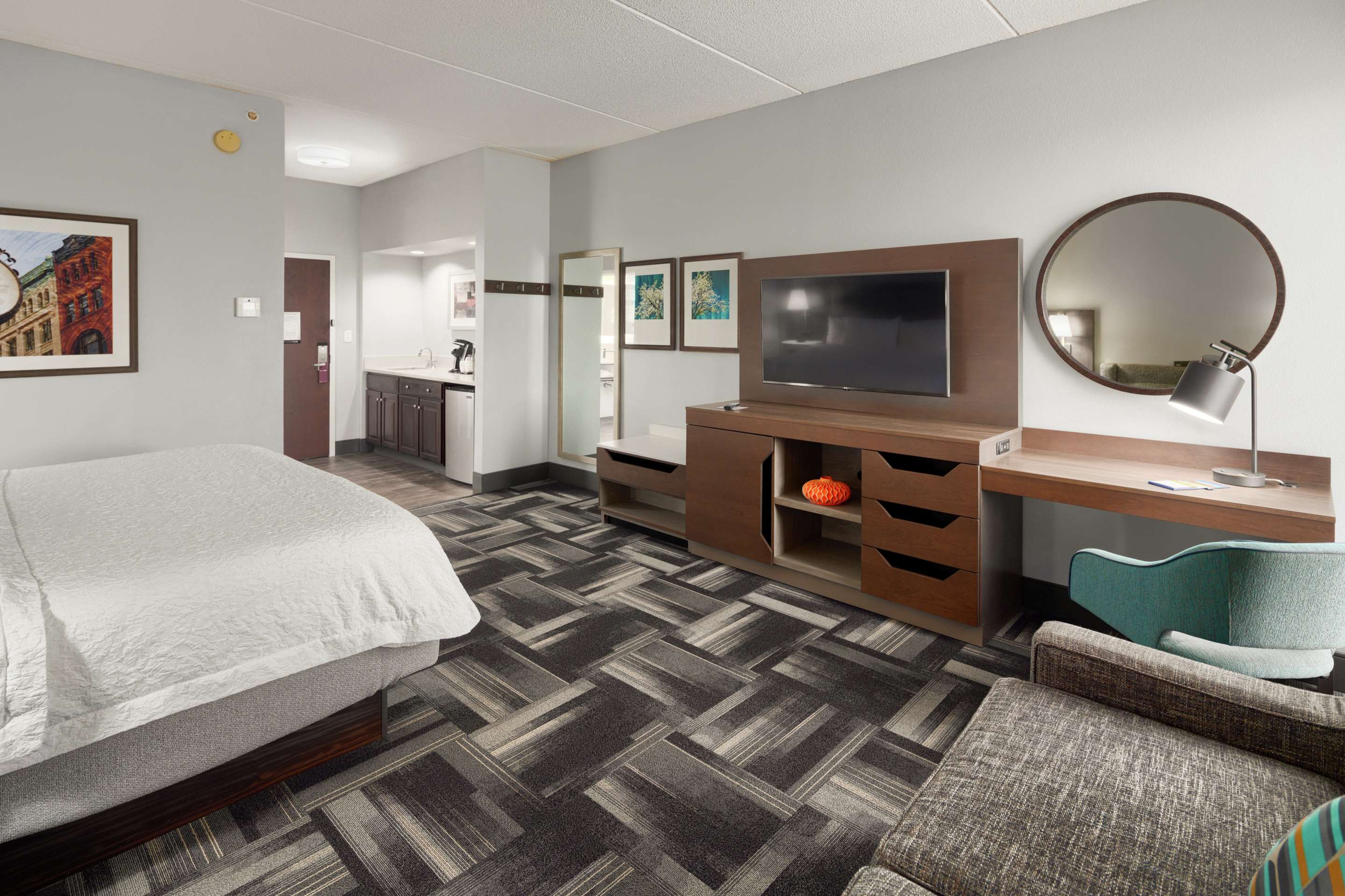Guest room