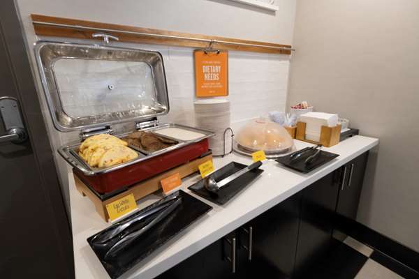 Amenities - Hampton Inn & Suites Dupont - I-5, Exit 119